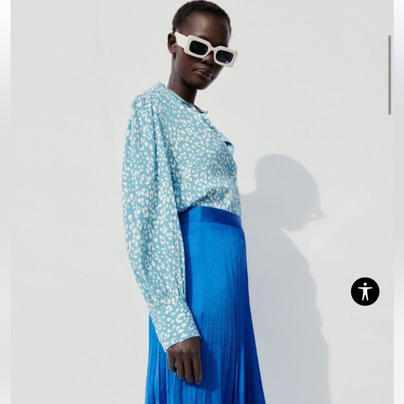 Zara Animal Print Blouse - Picture 6 of 8